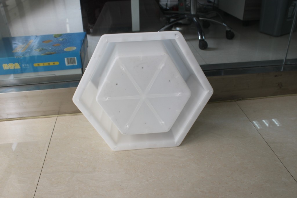 什么樣的六角塊護坡模具質量才好？