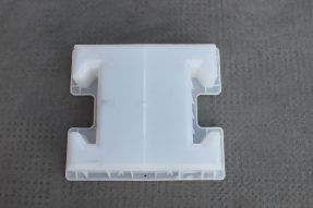 塑料連鎖磚模具的重量是決定它質(zhì)量好壞的主要因素嗎？