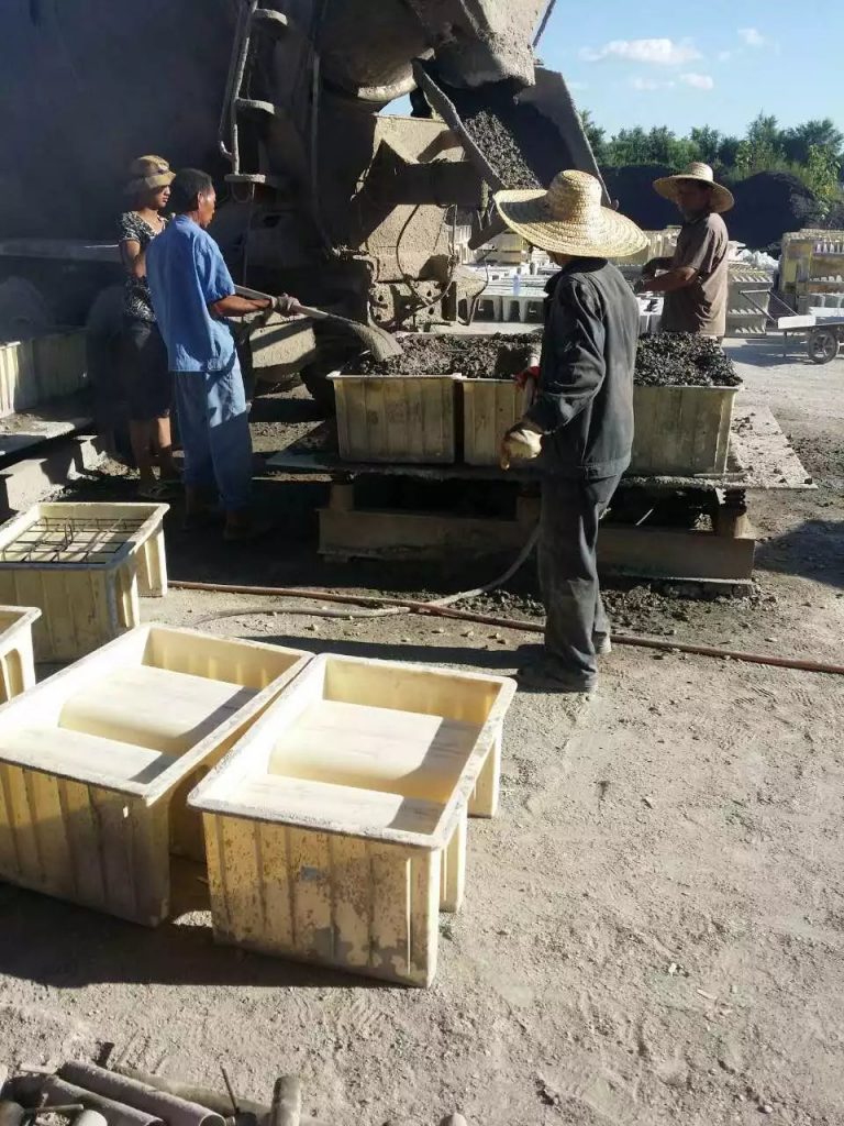 震動(dòng)臺施工現(xiàn)場